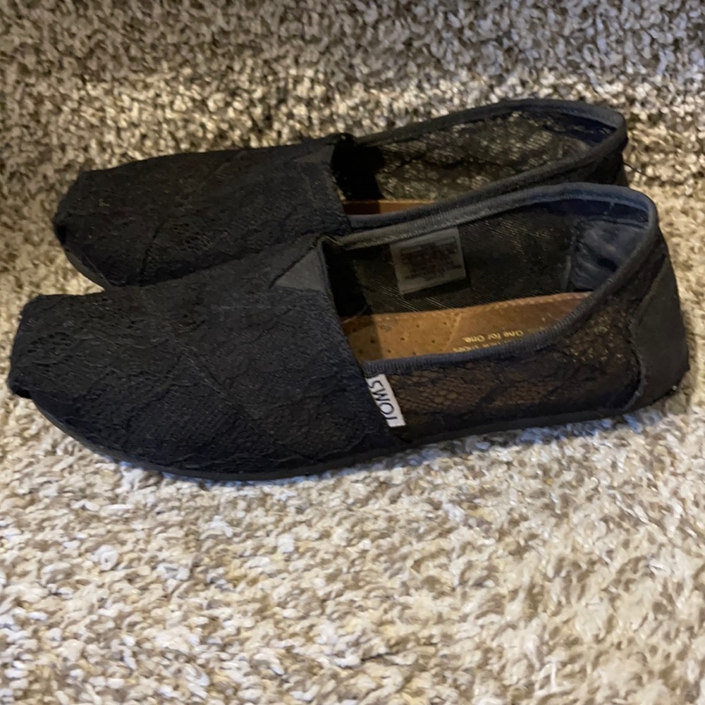 Toms size 7